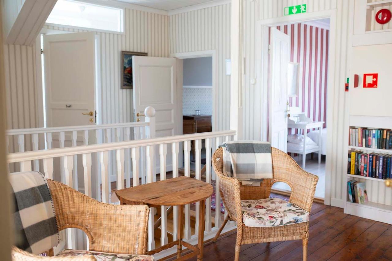 Praestgardens Pensionat Mollosund Екстер'єр фото